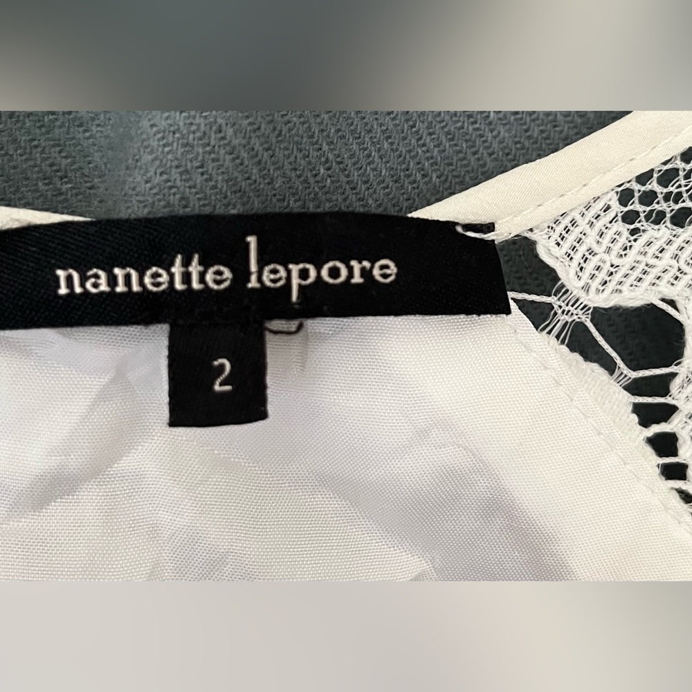 NANETTE LEPORE- Elegant White Lace Dress - Picture 4 of 5